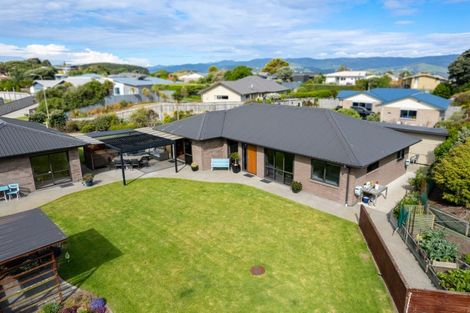 Photo of property in 7 Byron Brown Place, Otaki Beach, Otaki, 5512
