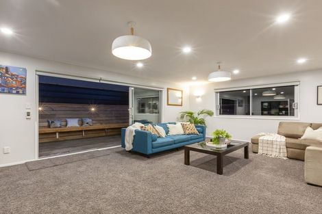 Photo of property in 19a Wharemauku Road, Raumati Beach, Paraparaumu, 5032