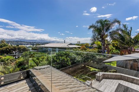 Photo of property in 105 Muir Avenue, Mangere Bridge, Auckland, 2022