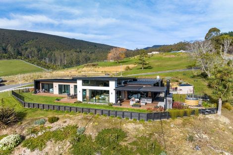 Photo of property in 78 Orokonui Road, Waitati, 9085