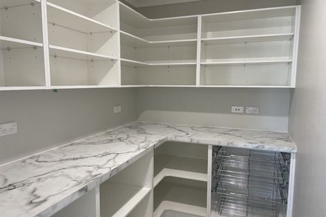 Photo of property in 16 Whangaehu Place, Te Awa, Napier, 4110