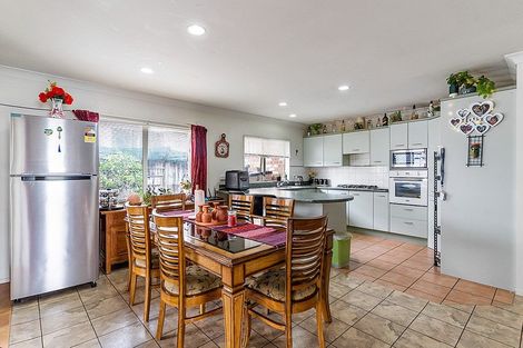 Photo of property in 2/83 Victoria Road, Papatoetoe, Auckland, 2025