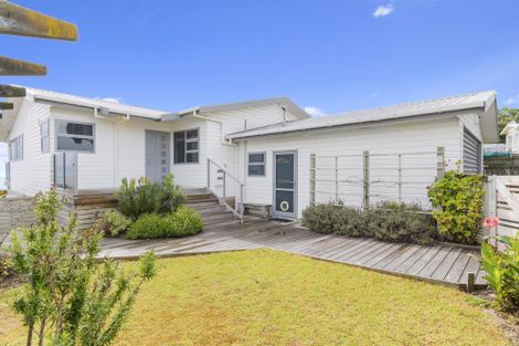 Photo of property in 355 Pukehina Parade, Pukehina, Te Puke, 3189