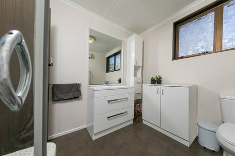 Photo of property in 16 Leitrum Street, Cromwell, 9310
