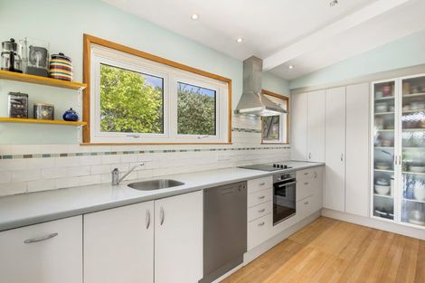 Photo of property in 94 Saddleback Rise, Murrays Bay, Auckland, 0630