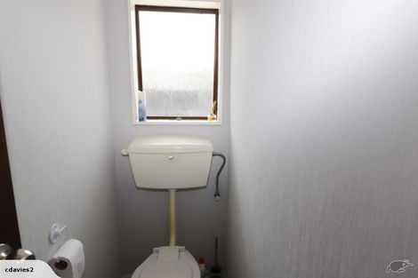 Photo of property in 48 Acacia Street, Kelvin Grove, Palmerston North, 4414