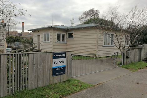 Photo of property in 206 Great South Road, Huntly, 3700