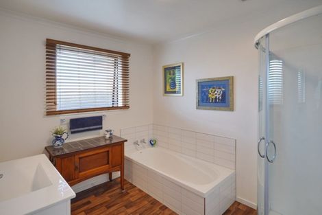 Photo of property in 9 Manahi Place, Woodend, 7610