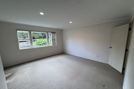 Photo of property in 37a Seaton Road, Murrays Bay, Auckland, 0630