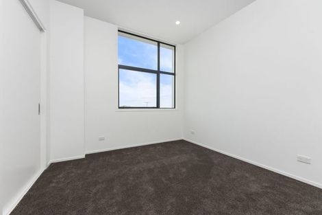 Photo of property in 3 Mokopiko Court, Beach Haven, Auckland, 0626
