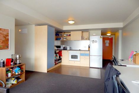 Photo of property in Cube Apartments, 5h/242 Taranaki Street, Mount Cook, Wellington, 6011