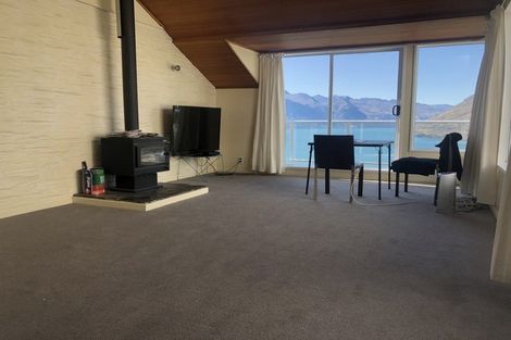 Photo of property in 7b Von Place, Fernhill, Queenstown, 9300