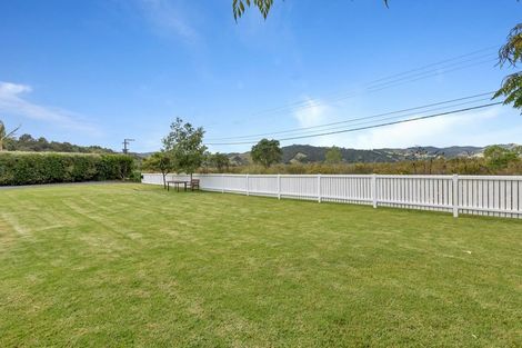 Photo of property in 34 Beach Road, Onerahi, Whangarei, 0110