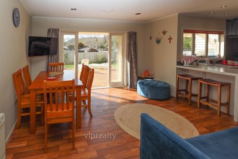 Photo of property in 15 Okareka Loop Road, Lake Okareka, Rotorua, 3076