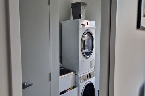 Photo of property in 49 Eugenia Rise, Totara Heights, Auckland, 2105