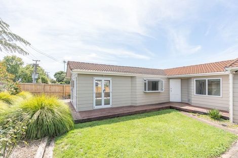 Photo of property in 2 Masters Avenue, Hillcrest, Hamilton, 3216