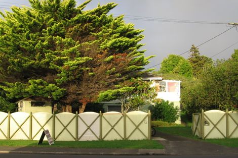 Photo of property in 96 Vodanovich Road, Te Atatu South, Auckland, 0610