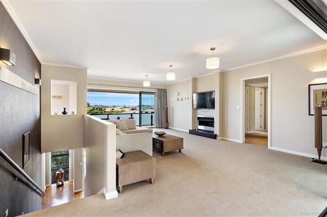 Photo of property in 21 Bayview Park Lane, Orewa, 0931