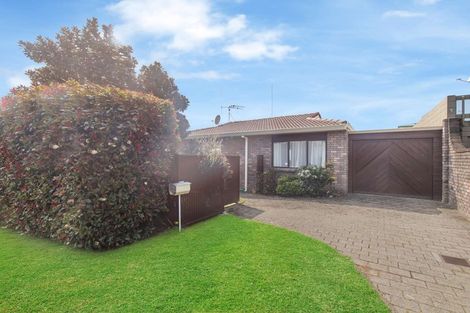Photo of property in 15a Hairini Street, Hairini, Tauranga, 3112