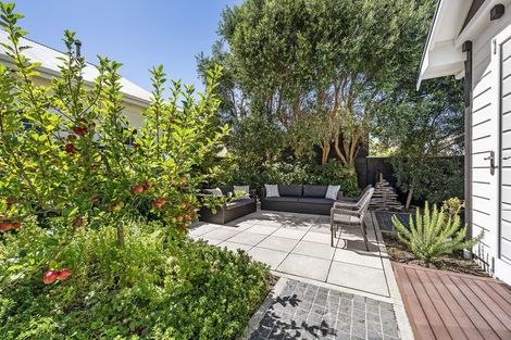 Photo of property in 47 Dundas Street, Seatoun, Wellington, 6022