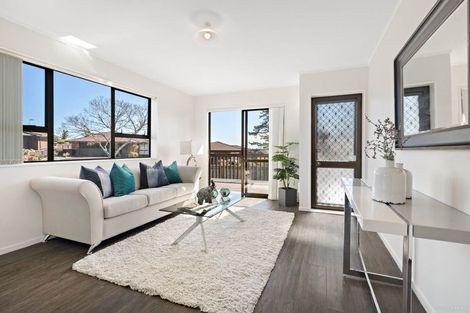 Photo of property in 2/27 Cromdale Avenue, Highland Park, Auckland, 2010