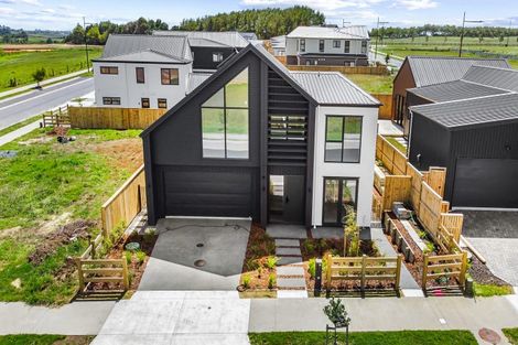 Photo of property in 95 Maungakaraka Road, Karaka, 2580