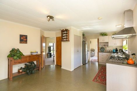 Photo of property in 15 Alfred Road, Egmont Village, New Plymouth, 4371