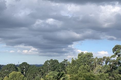 Photo of property in 423 Don Buck Road, Massey, Auckland, 0614