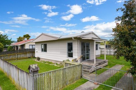 Photo of property in 14 Guy Avenue, Levin, 5510