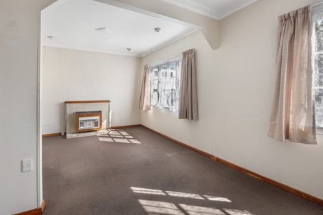 Photo of property in 2 Moorefield Road, Johnsonville, Wellington, 6037