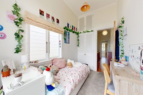 Photo of property in 31 Maarama Crescent, Aro Valley, Wellington, 6021