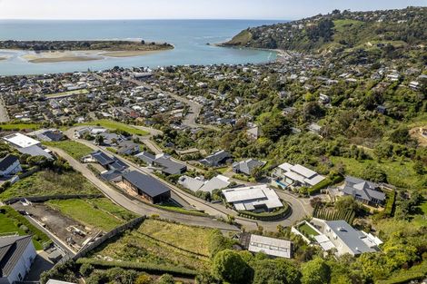 Photo of property in 19 Challenger Lane, Redcliffs, Christchurch, 8081