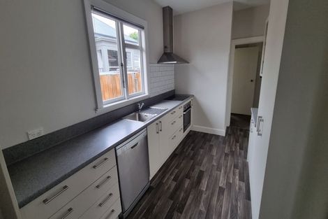 Photo of property in 2/124 Osborne Street, Waltham, Christchurch, 8011