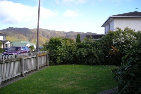 Photo of property in 35 Landsdowne Terrace, Karori, Wellington, 6012