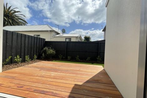 Photo of property in 17c Dickens Street, Addington, Christchurch, 8024