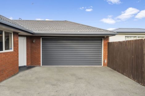 Photo of property in 33 Daniels Road, Redwood, Christchurch, 8051