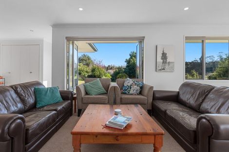 Photo of property in 15 Pinasta Place, Oropi, Tauranga, 3173