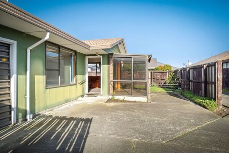 Photo of property in 2/359 Main South Road, Hornby, Christchurch, 8042