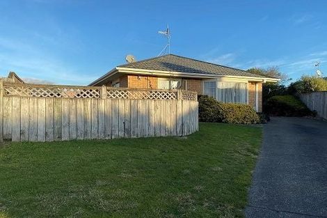 Photo of property in 17 Dennis Taylor Court, Paraparaumu, 5032