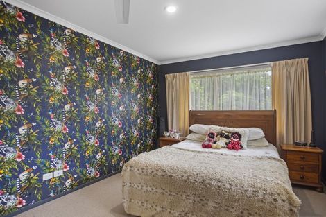 Photo of property in 1 Twickenham Close, Katikati, 3129