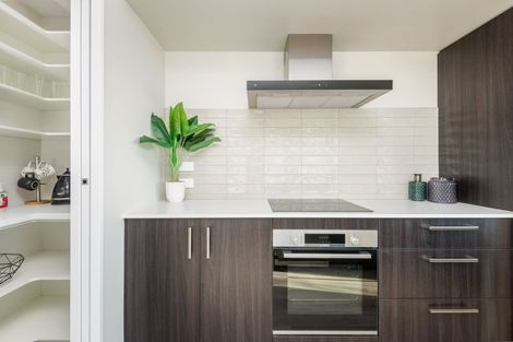 Photo of property in 30 Finstock Way, Rolleston, 7614
