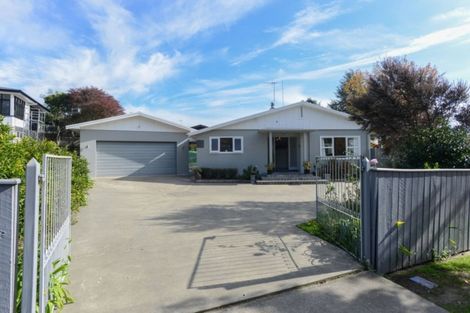 Photo of property in 1 Hereworth Grove, Havelock North, 4130