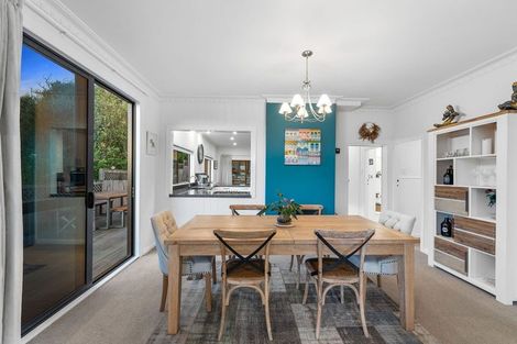 Photo of property in 22 Morrow Avenue, Bucklands Beach, Auckland, 2012