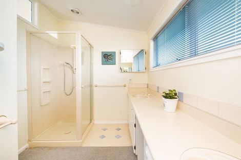 Photo of property in 1b Onslow Road, Bluff Hill, Napier, 4110