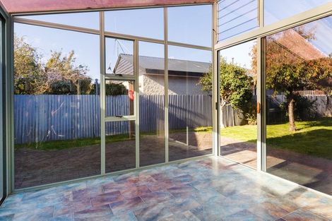 Photo of property in 135a Heretaunga Street, Palmerston North, 4414