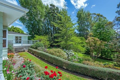 Photo of property in 27 Cambridge Street, Pahiatua, 4910