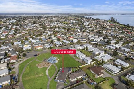 Photo of property in 1/11 Volta Place, Clendon Park, Auckland, 2103
