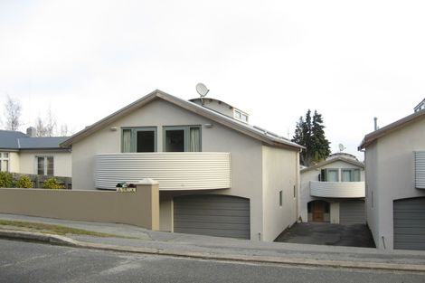 Photo of property in 28a Hallenstein Street, Queenstown, 9300
