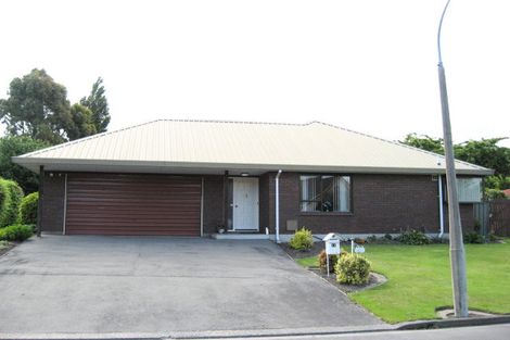 Photo of property in 2/15 Glenburn Place, Avonhead, Christchurch, 8042