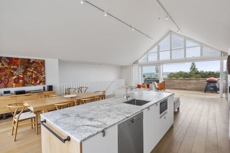 Photo of property in 92c Hinemoa Street, Birkenhead, Auckland, 0626